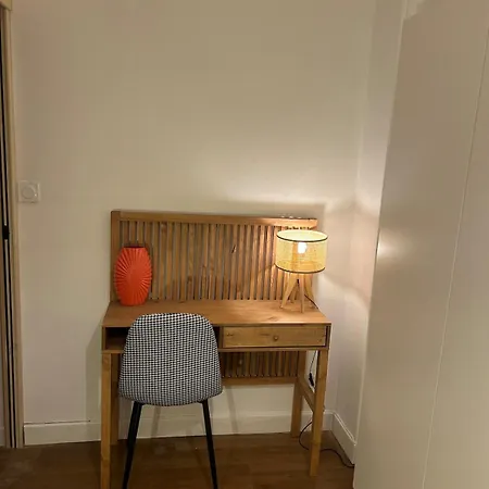 Rez-de-jardin Lumineux En Plein Centre De Apartment *