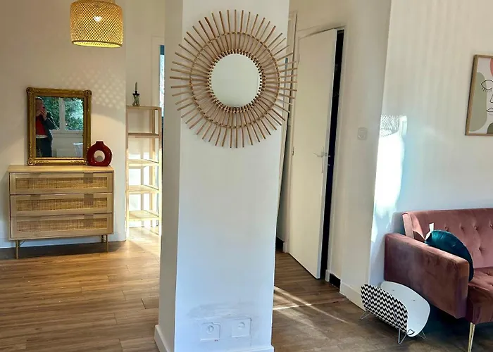 Rez-de-jardin Lumineux En Plein Centre De 公寓 *