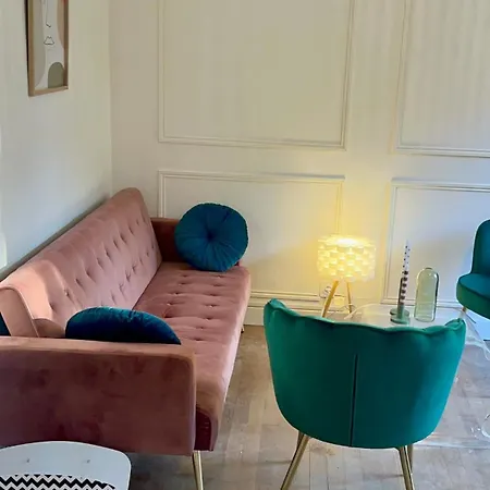 Rez-de-jardin Lumineux En Plein Centre De Apartamento